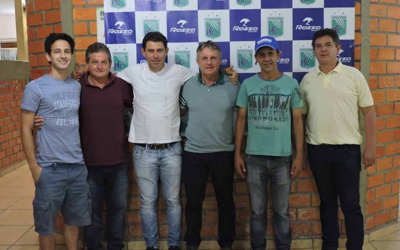 Prefeito Adelmo prestigia o jantar amigos do Prudentópolis Futebol Clube