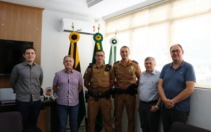 Prefeito Adelmo recebe visita do novo comandante da Policia Militar 